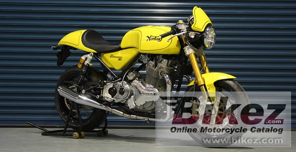 Big Norton commando 961 cafe racer picture and wallpaper from Bikez.com